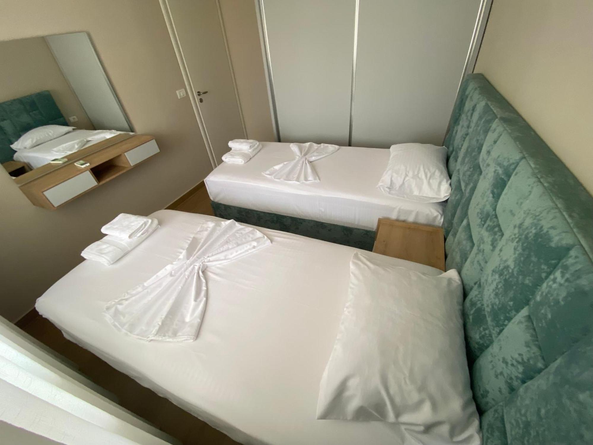 Alex Lungo Mare Apartment Vlore